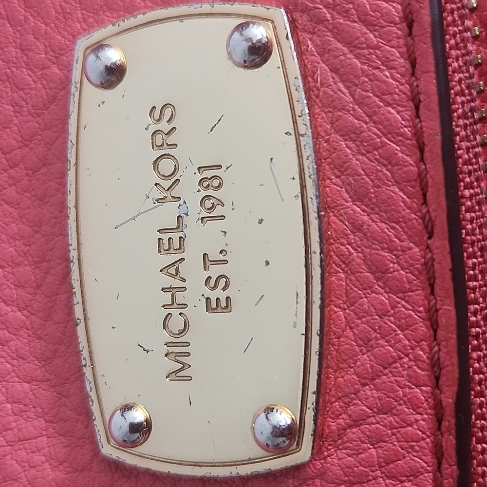 Michael Kors Bedford Flap Coral Tassel Bag - Picture 3 of 16